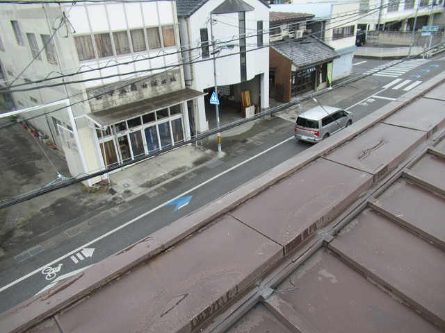 甲府市　屋根雨漏れ